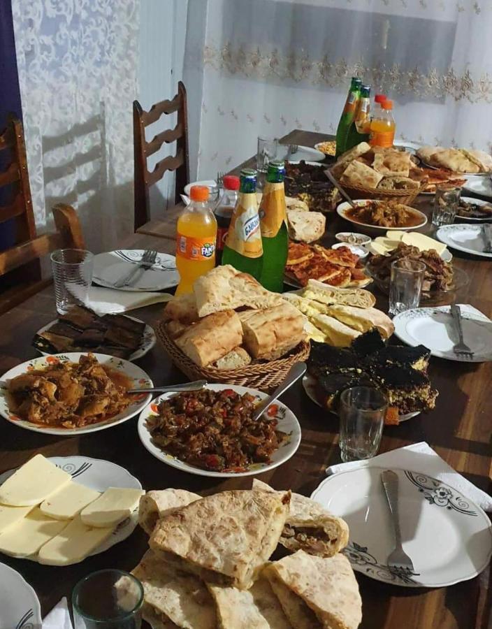 Chvibiani Guesthouse & Bar Ushguli Bagian luar foto